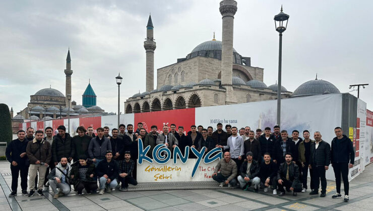 Bilecik’te “Salatin Camileri Atölyesi” kapsamında gençler gezide buluştu