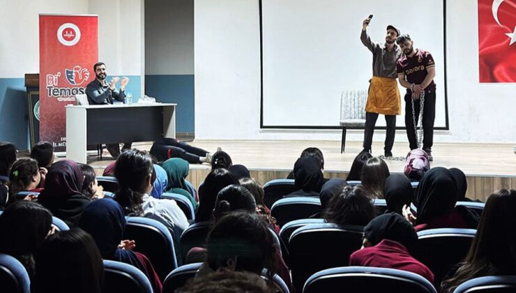 Denizli’de “Bi’Temaşa” projesi ile din görevlileri izleyiciyle buluştu