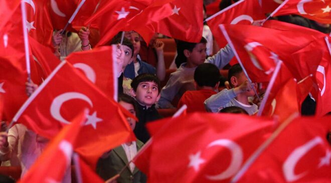 Diyanet’ten 23 Nisan Ulusal Egemenlik ve Çocuk Bayramı mesajı