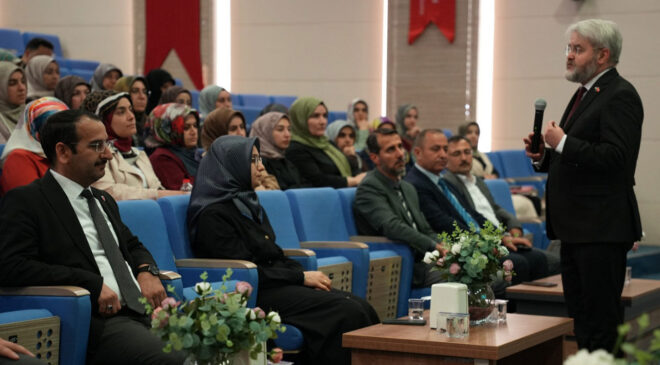 Gaziantep’te kurumsallıkta dijitalin önemi ele alındı