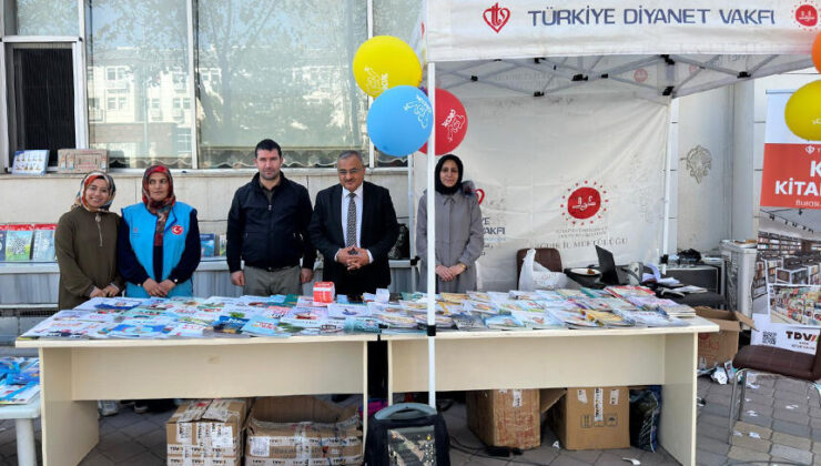 Iğdır’da çocuklar kitapla buluştu