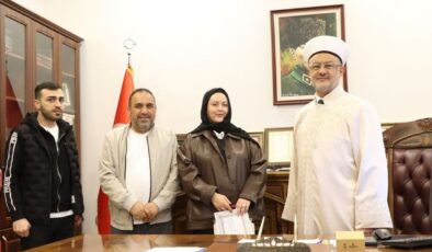 İngiltere vatandaşı Emily, Müslüman oldu