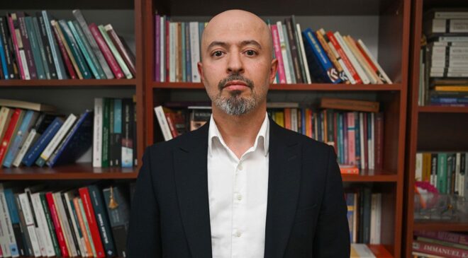 İngiltere’deki Türkler, “gündelik İslamofobi”ye maruz kalıyor