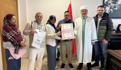 Kübalı üç arkadaş Trabzon’da Müslüman oldu