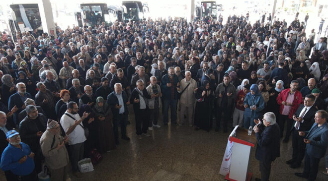 Manisalı hacı adayları dualarla yola çıktı