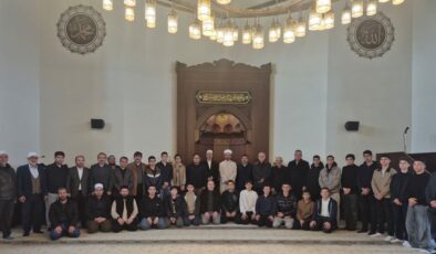 Müftü Tuncel, Pendik’te sabah namazı buluşmasına katıldı