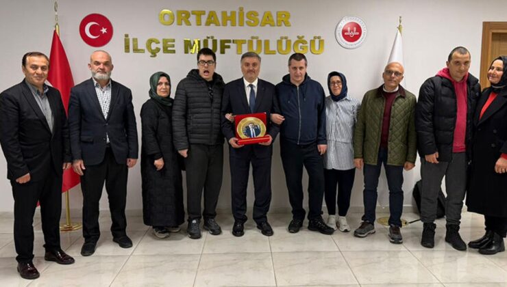 Özel öğrencilerden müftülüğüne ziyaret