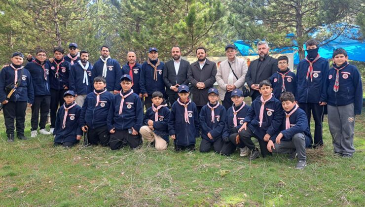 Sivas’ta izci gençler kampta buluştu