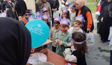 Ümraniyeli minikler “kitap kumbaram” etkinliğinde buluştu