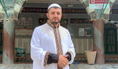 Adana’da camide kalp krizi geçiren kişiye imam müdahale etti