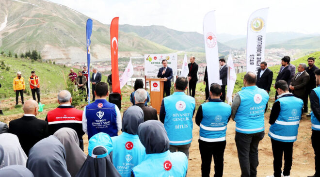 Bitlis’te iyilik fidanları toprakla buluştu