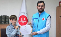 Çandır’da gençler ilk kurban vekaletlerinin TDV’ye verdiler