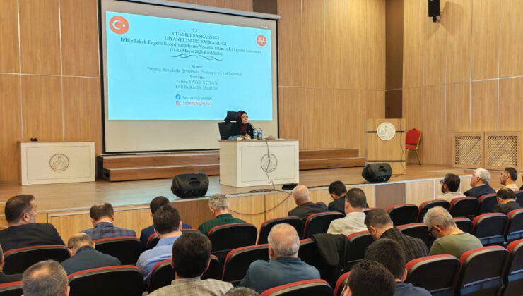 Engelli koordinatörleri eğitimde buluştu
