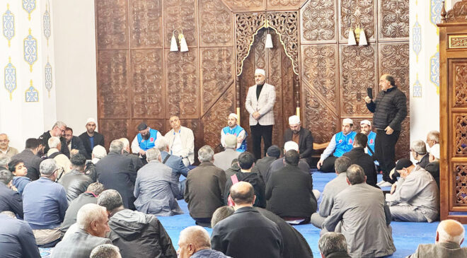 Malatyalı hacı adayları kutsal topraklara uğurlandı
