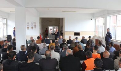 Müftü Erhun, hükümlülerle bir araya geldi