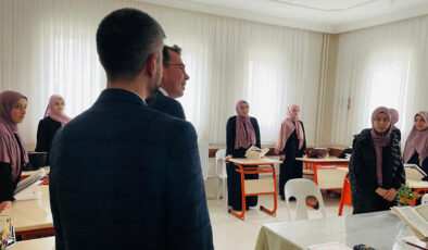 Narman Kaymakamı Adıbelli, Kur’an kursu öğrencileriyle buluştu
