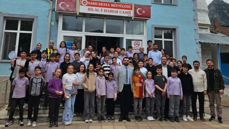Sarıcakaya’da “Cami Çocuk Şenliği” düzenlendi