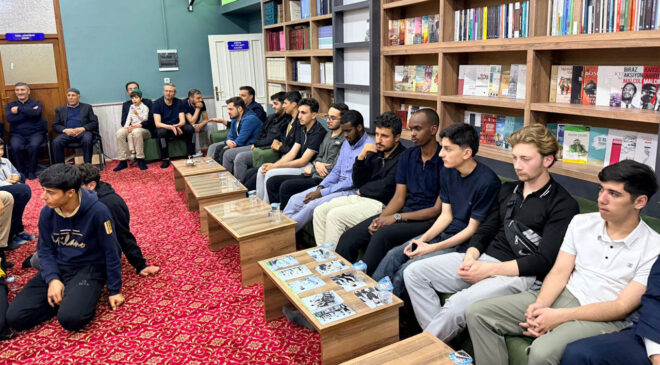Siirt Ensar Camii’nde gençler meşk etti
