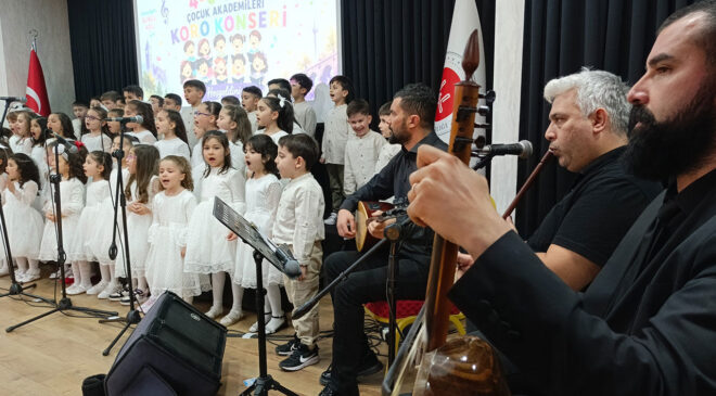 Tokat’ta minikler sahne aldı