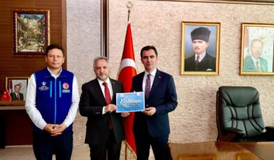Vali Karakaya, kurbanını TDV’ye emanet etti