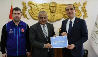 Vali Taşolar, kurban vekaletini TDV’ye verdi