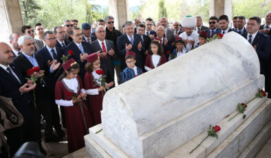 Yunus Emre vefatının 705. yılında Eskişehir’deki türbesinde anıldı