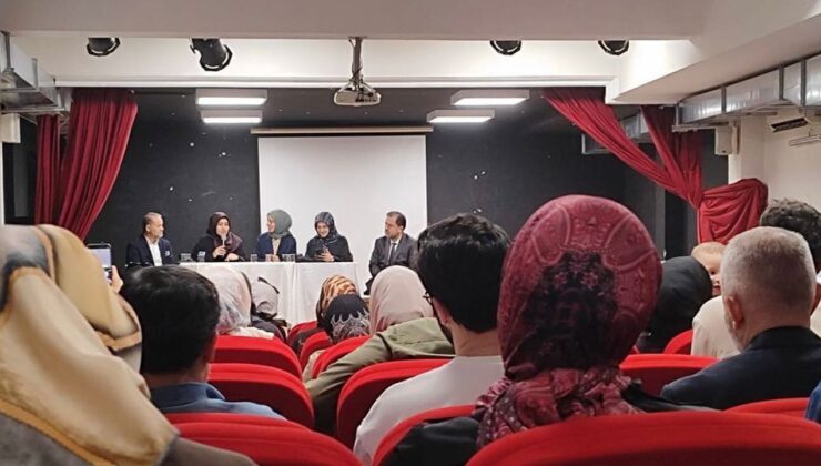 Zeytinburnu’nda “Mevlid-İ Nebi” paneli