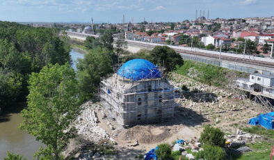 Evliya Kasımpaşa Camii’nde çalışmalar sürüyor