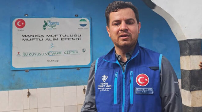 Manisalı hayırseverler Sierra Leone’de su kuyusu açtı