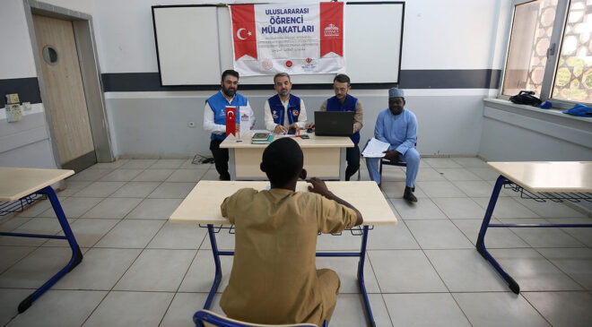 Nijerli gençler, TDV’nin desteğiyle eğitim hayallerini gerçekleştiriyor